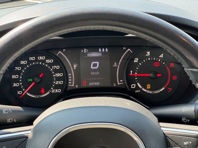Fiat Tipo (2017) 1.6 MujtiJet 88kW - fotka 15 z 31