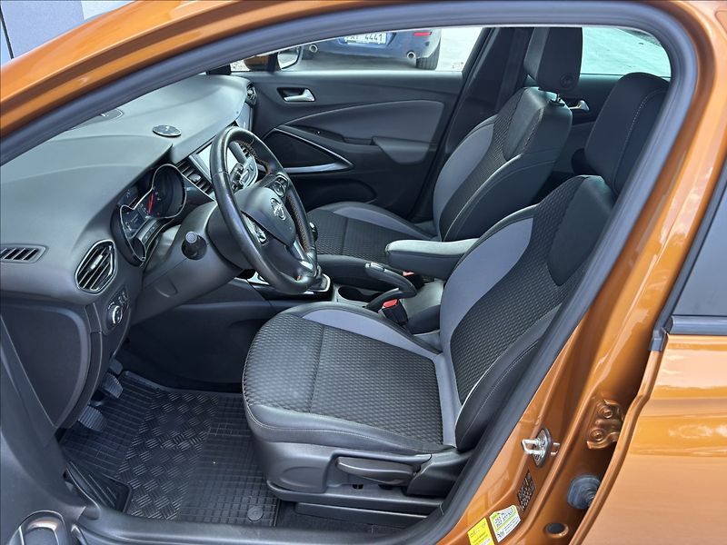 Opel Crossland X 1,2 i 81 KW CZ 1 MAJ AUT KLIMA - fotka 17 z 31