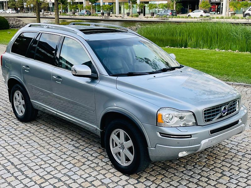 Volvo XC90 2.4 D5 4x4 AUT SERVISKA TAŽNÉ - fotka 8 z 49