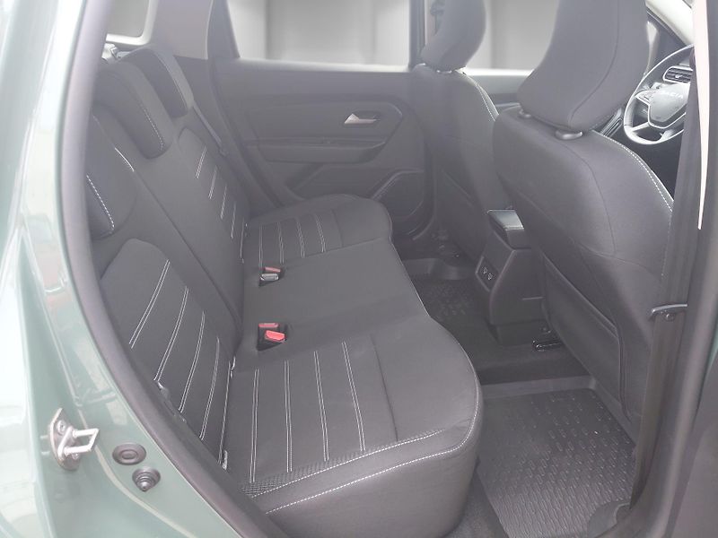 Dacia Duster (2023) 1,3 TCe 96 kW Journey - fotka 21 z 25