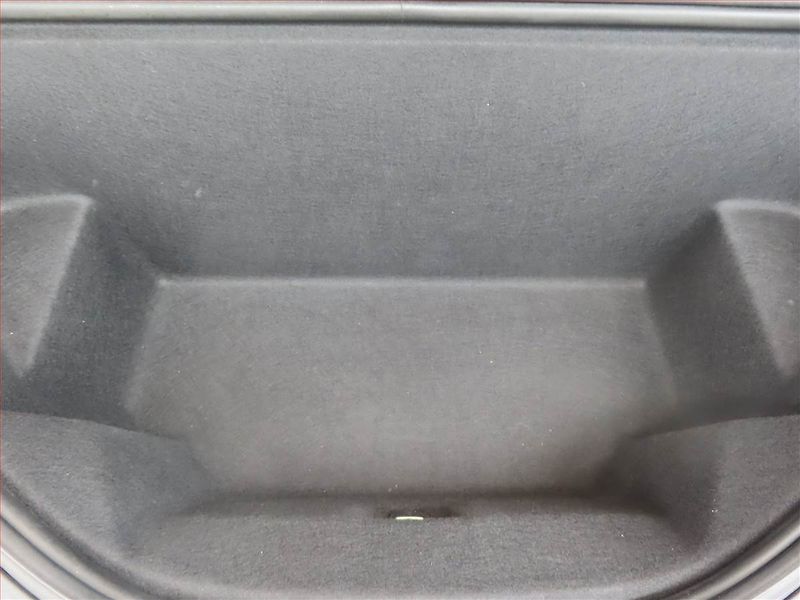 Tesla Model S (2017) P100D, SoH 93% - fotka 15 z 17