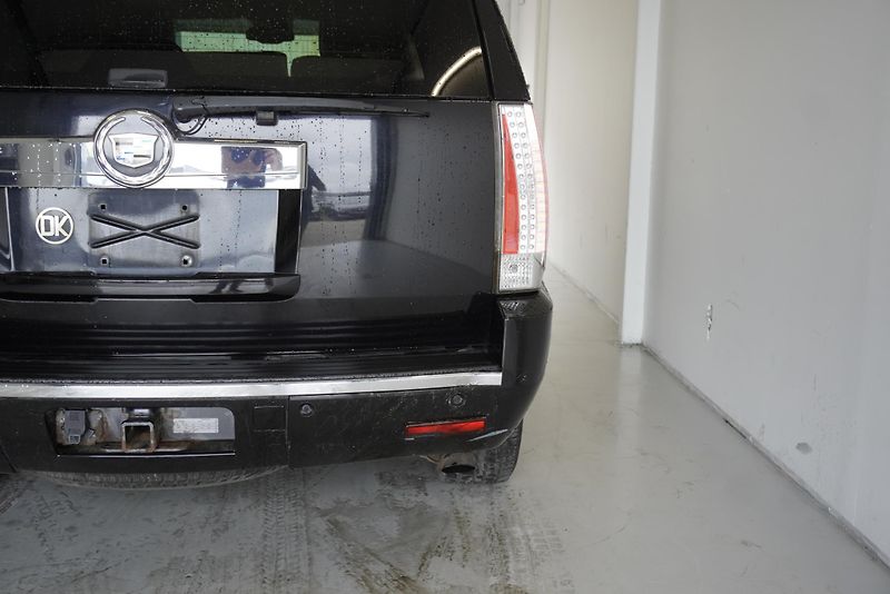 Cadillac Escalade 6,2I V8 4WD AUT. - fotka 9 z 32