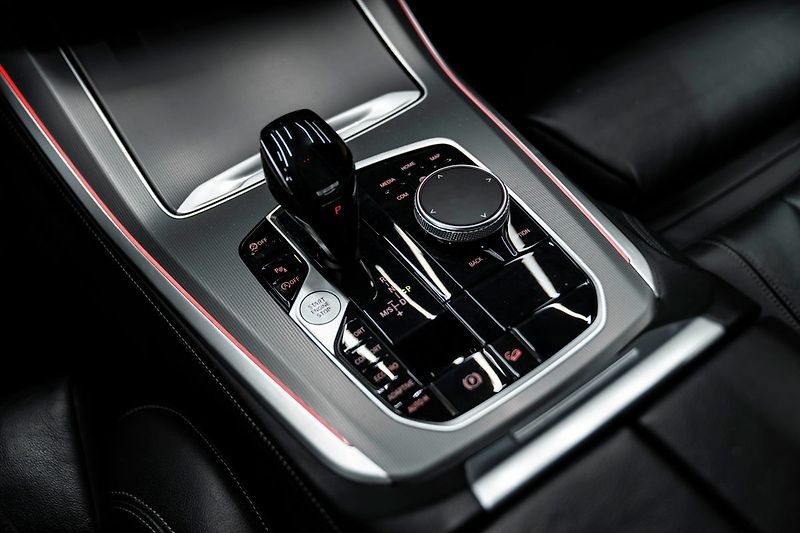 BMW X5 30d Xdrive - fotka 11 z 18