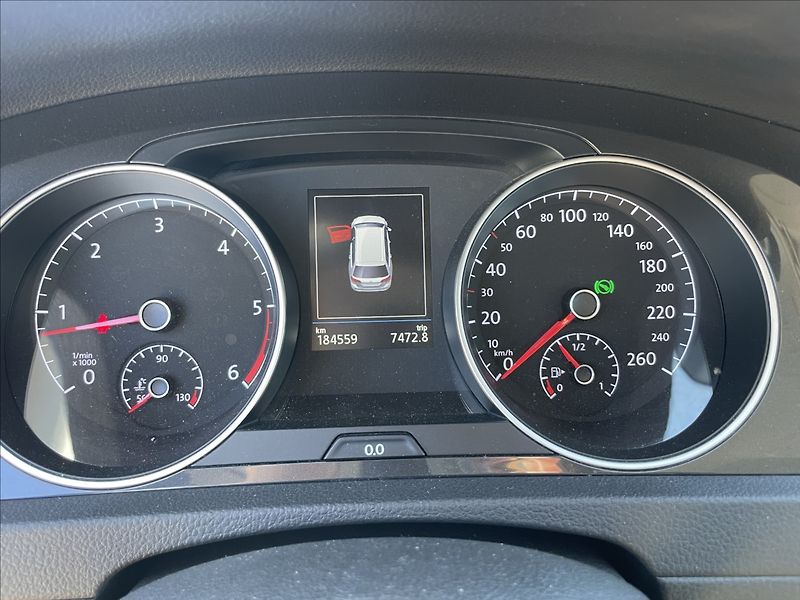 Volkswagen Golf 2,0 TDi 110kw DSG LED Radar po - fotka 17 z 39