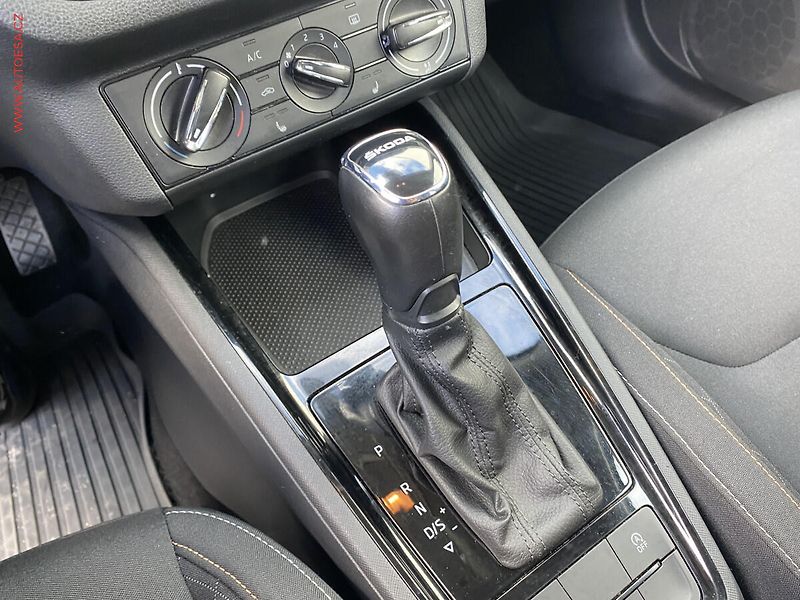 Škoda Scala (2020) 1.6 TDi, Ambition, DSG - fotka 16 z 17
