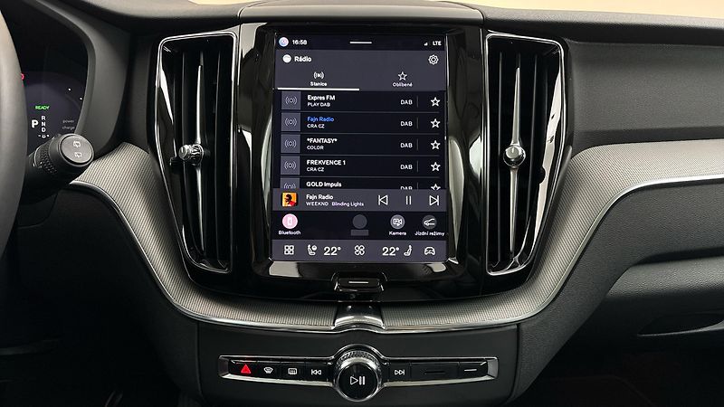 Volvo XC60 2.0 T6 AUT AWD Recharge Inscri - fotka 11 z 32