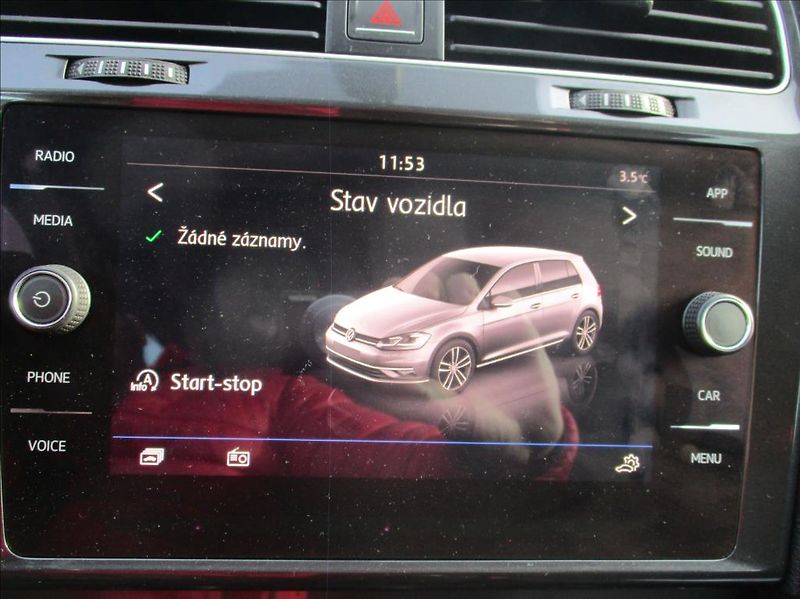 Volkswagen Golf 1,0 TSI,klima,Apple/Android - fotka 17 z 28