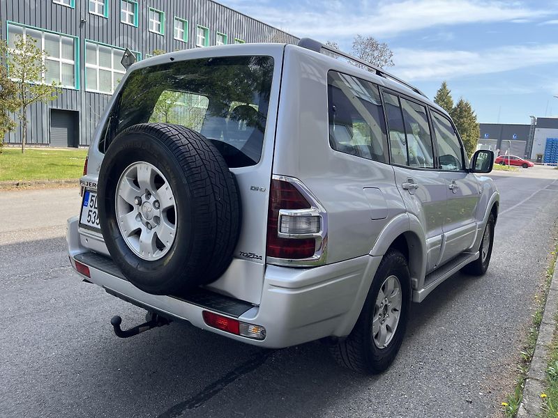 Mitsubishi Pajero 3.2 DID bez koroze - fotka 5 z 33