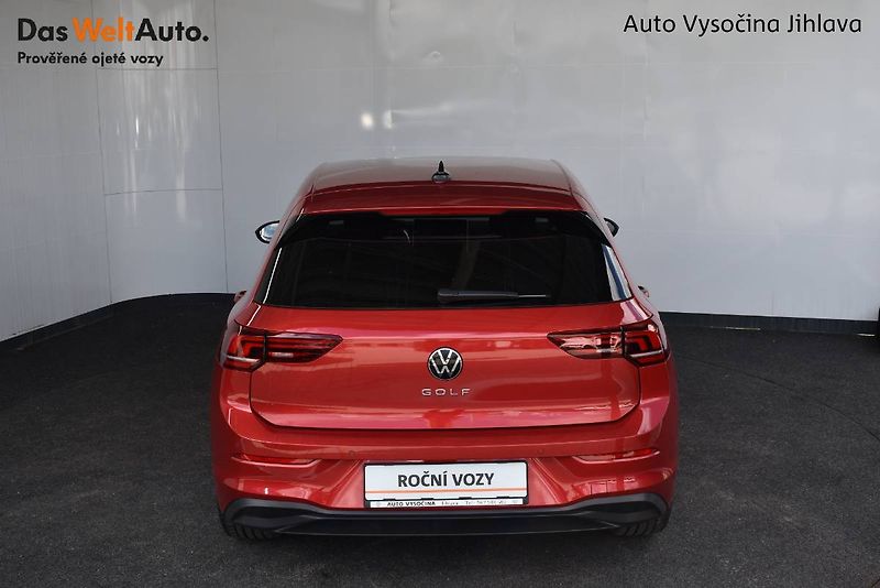 Volkswagen Golf (2024) 1.5TSI 85kW, LED,CZ,1.Majitel - fotka 8 z 22