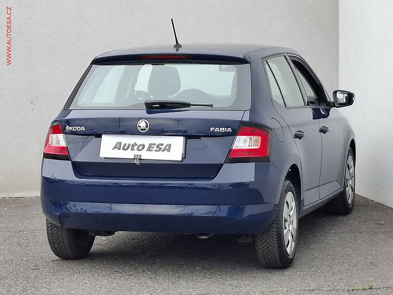 Škoda Fabia (2017) 1.0MPi, ČR, Trumf, AC - fotka 4 z 13
