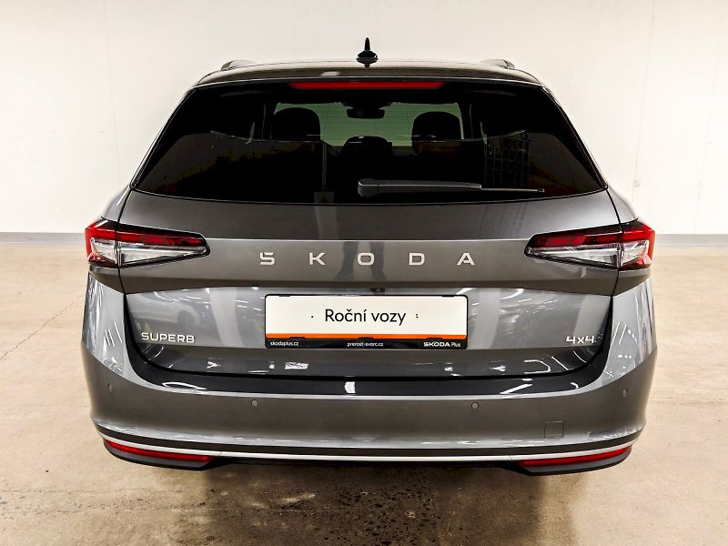 Škoda Superb (2024) Combi 2.0 TDI 142 kW DSG 4x4 L - fotka 30 z 34