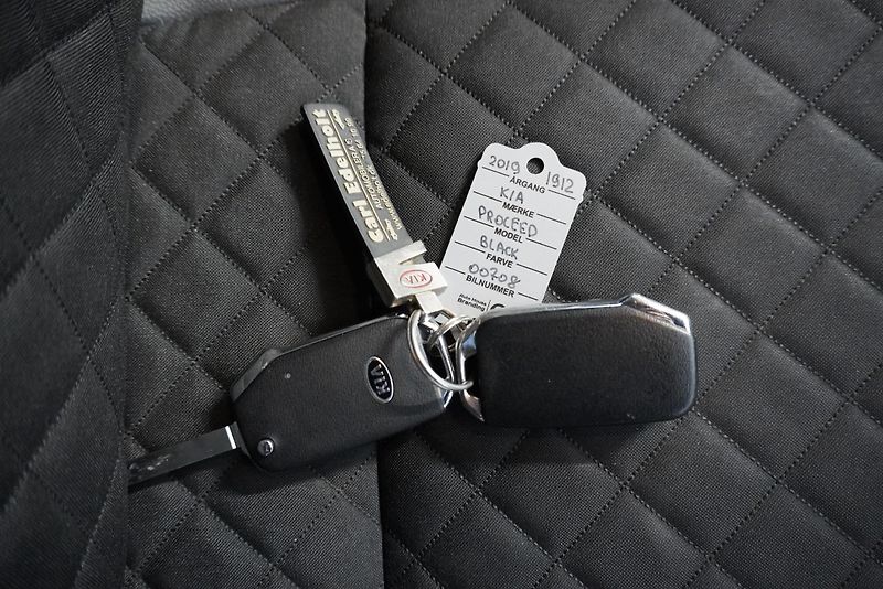Kia Pro_Ceed (2019) PROCEED  1,6 CRDI AUTOMAT - fotka 29 z 35