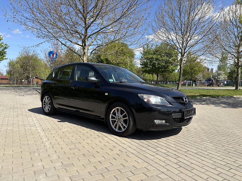 Mazda 3 1.6 Sport Active - fotka 13 z 26