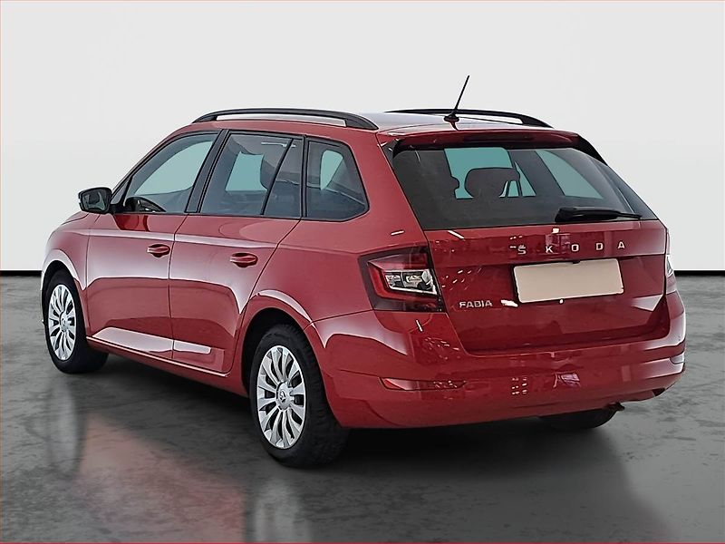 Škoda Fabia (2022) Style 1.0 TSI, Tempomat - fotka 4 z 19