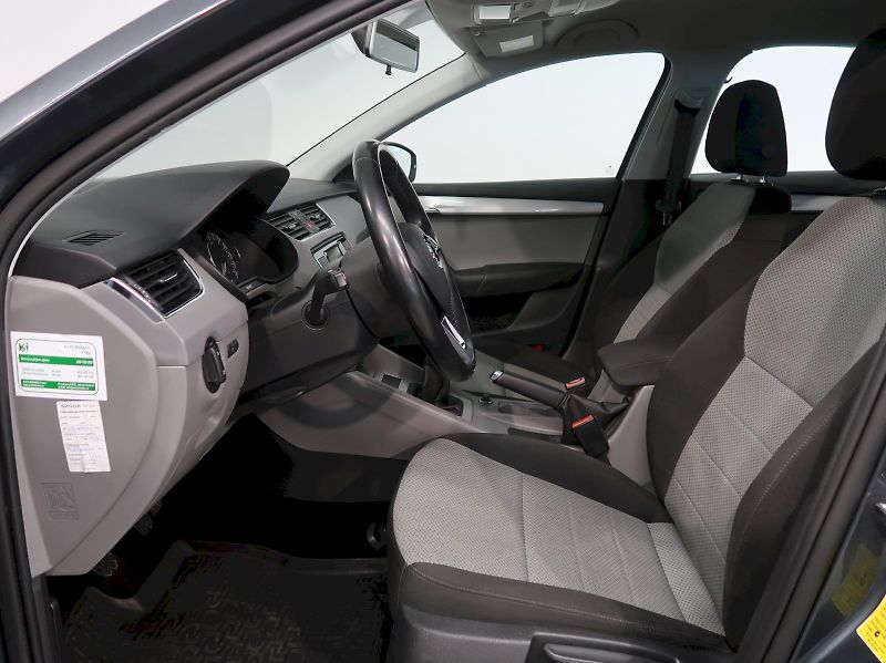 Škoda Octavia (2016) AMBITION 1.2TSI 63KW - fotka 13 z 29