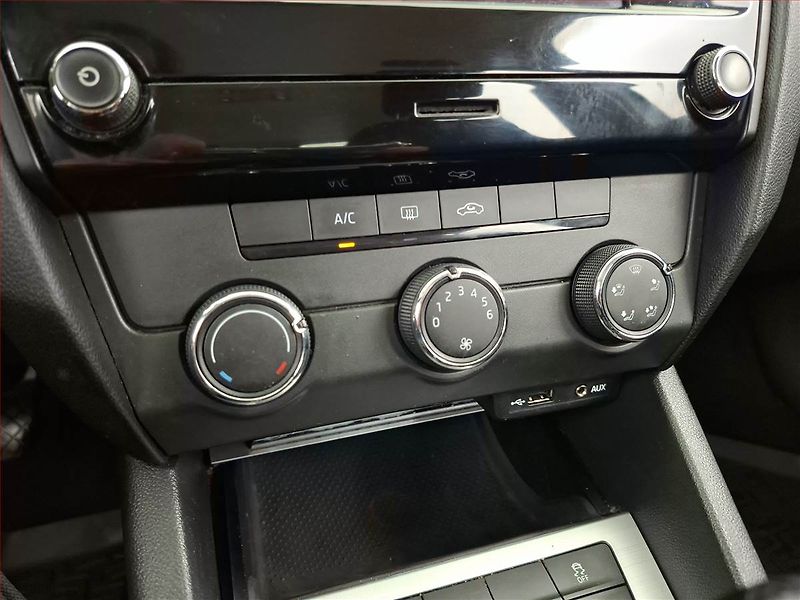 Škoda Octavia (2017) 2.0 TDI, 4X4 - fotka 14 z 15