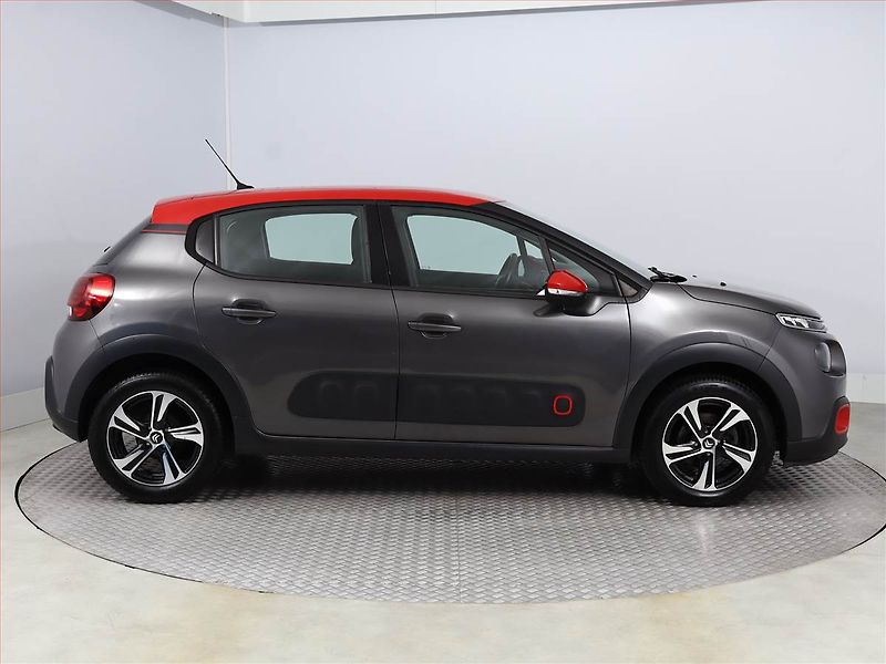 Citroën C3 (2018) 1.2 PureTech, ČR,1.maj - fotka 6 z 15