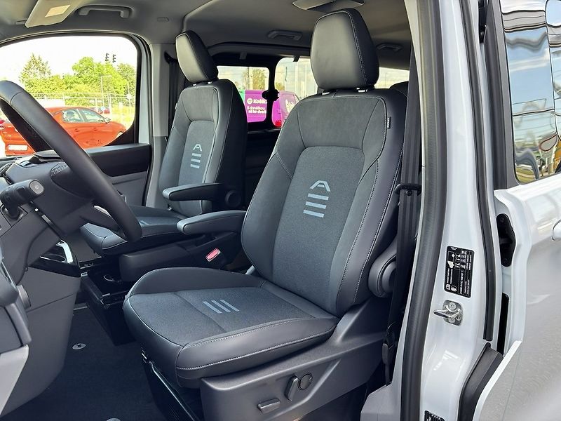 Ford Tourneo Custom Active L1, Tourneo, 2.5 Durate - fotka 28 z 42