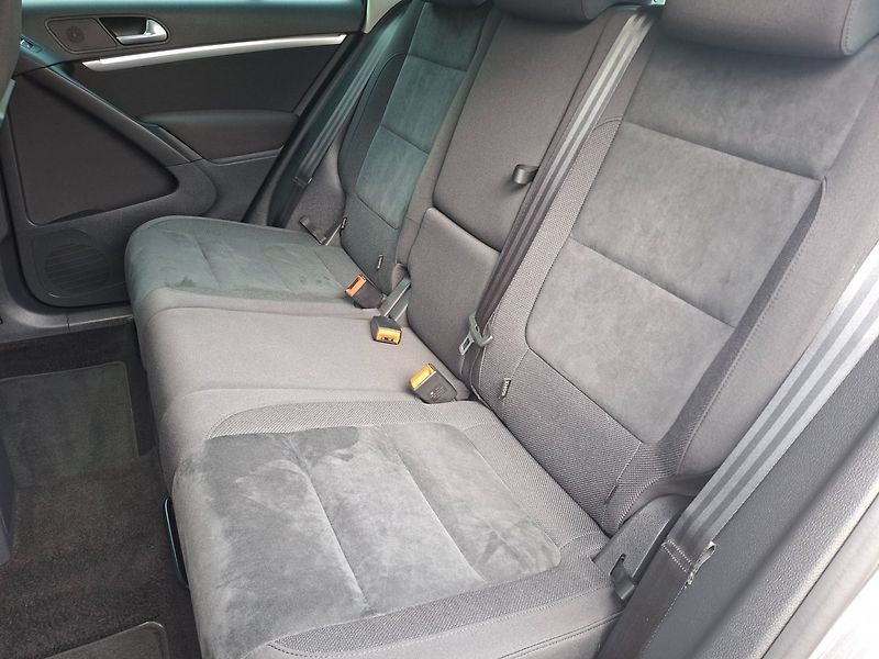 Volkswagen Tiguan (2014) 2.0TDI 103kW 6MAN - fotka 30 z 47