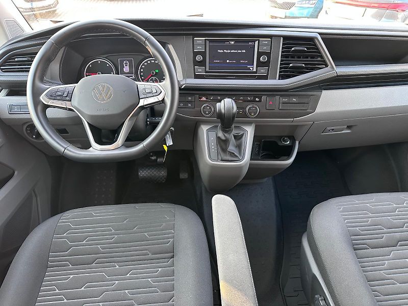 Volkswagen Caravelle 2.0 TDI 4Motion 110kW DSG - fotka 10 z 18