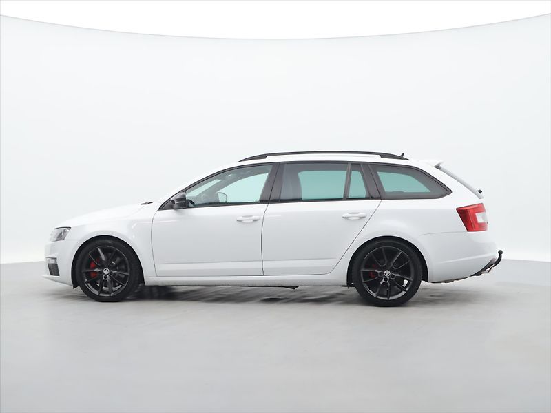 Škoda Octavia 2,0 TSI RS Challenge 1.Maj. - fotka 4 z 28