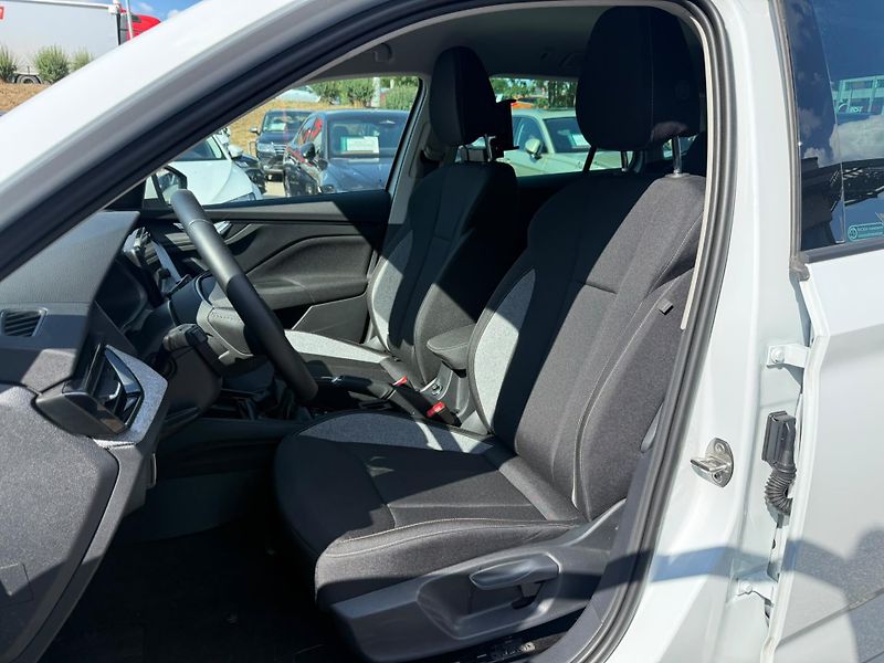 Škoda Kamiq Selection 1.0 TSI 85kw - fotka 8 z 25