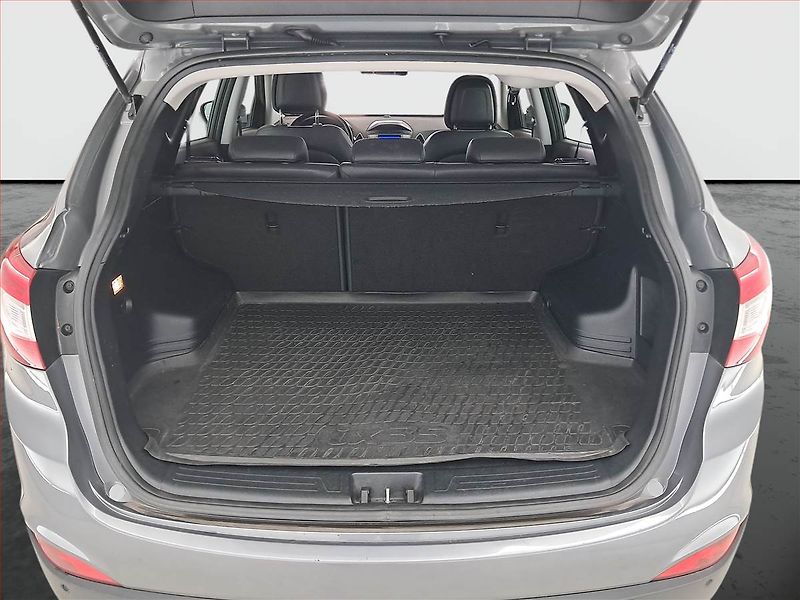 Hyundai ix35 (2015) 1.7 CRDi, ČR,1.maj, Tempomat - fotka 14 z 18