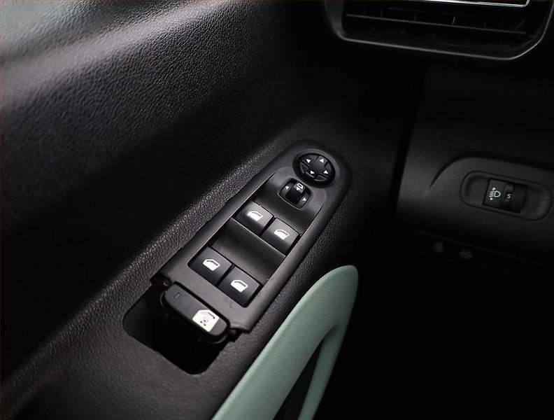 Citroën Berlingo (2021) Maxi Feel 1.5 BlueHDi, 5Míst - fotka 11 z 14