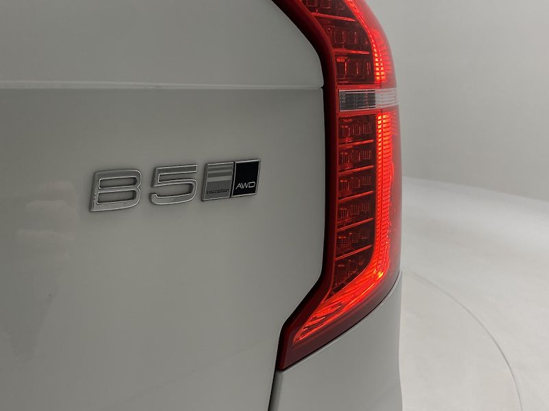 Volvo XC90 B5 AWD INSCRIPION AUT CZ - fotka 39 z 54