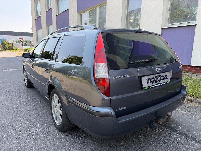 Ford Mondeo 2,0 TDCi Combi / 96 kW / - fotka 3 z 22
