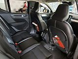 Volvo XC40  D3 AWD Momentum+Winter Pack - náhled 13