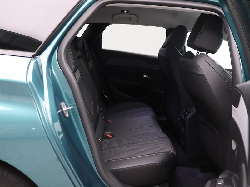 Peugeot 308 1,2 PT 130k CZ Allure 1.Maj LE - fotka 11 z 21