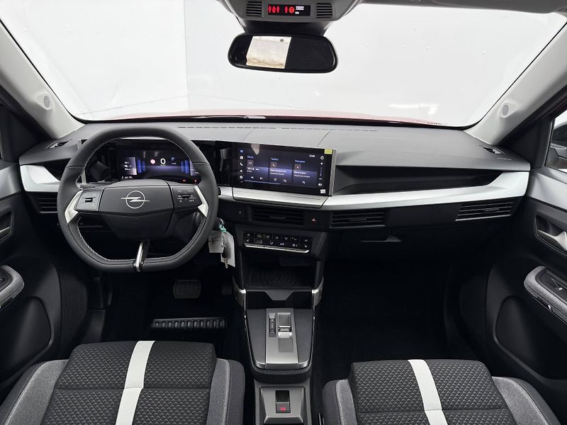 Opel Frontera (2025) GS Electric - fotka 6 z 27
