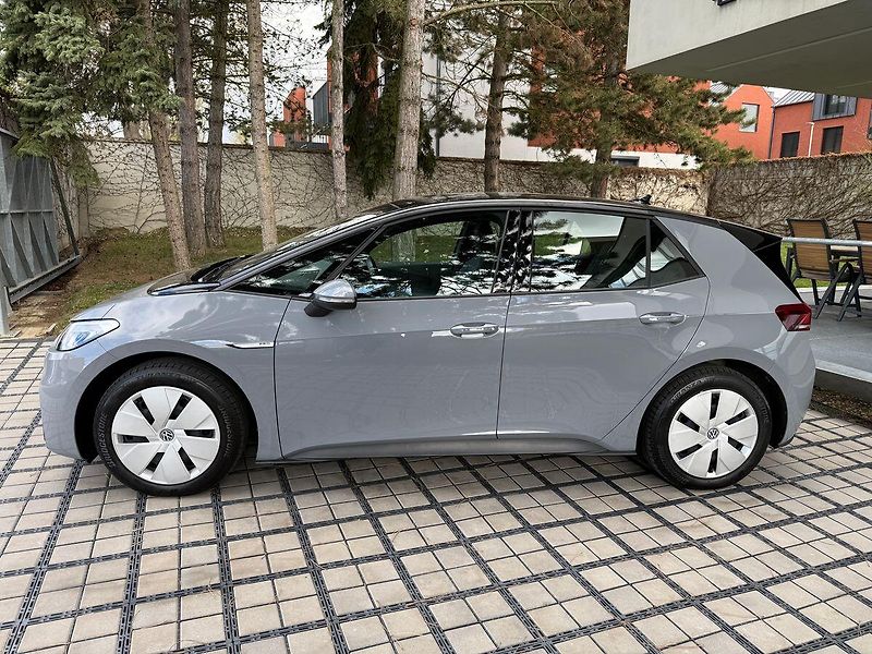 Volkswagen ID.3 PRO Perf. 150kW Kamera 62Kwh - fotka 3 z 37