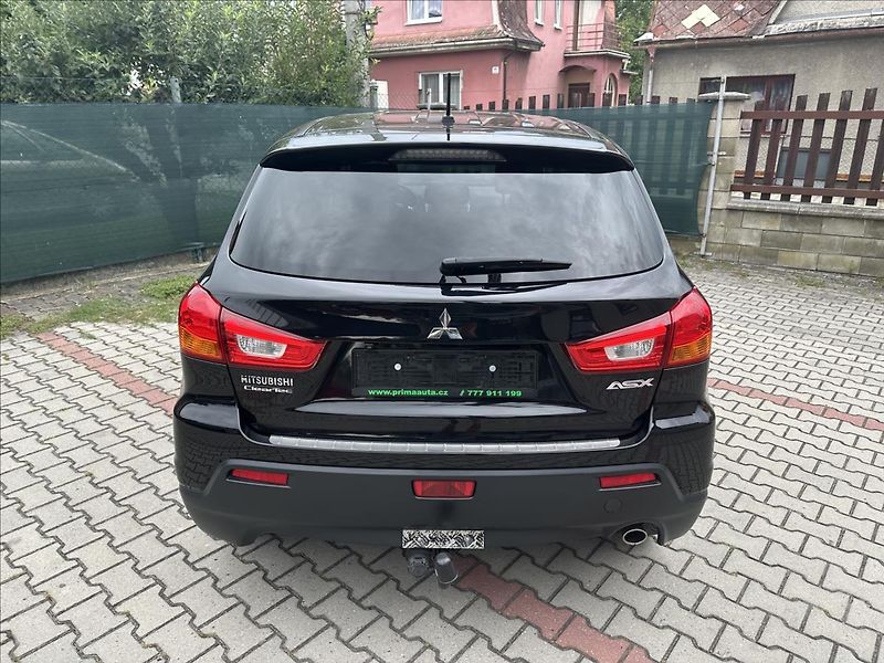 Mitsubishi ASX 1,6 TAŽNÉ EDITION - fotka 4 z 30