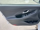 Hyundai i30 1,5 T-GDI AT7 Combi Smart PDC - náhled 11