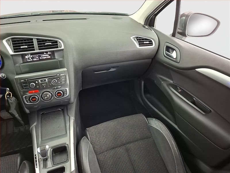 Citroën C4 (2011) 1.6 HDi, Automat, nová STK - fotka 8 z 15