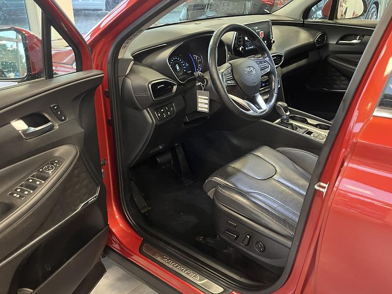 Hyundai Santa Fe (2021) 2,2CRDI REZERVACE - fotka 12 z 30