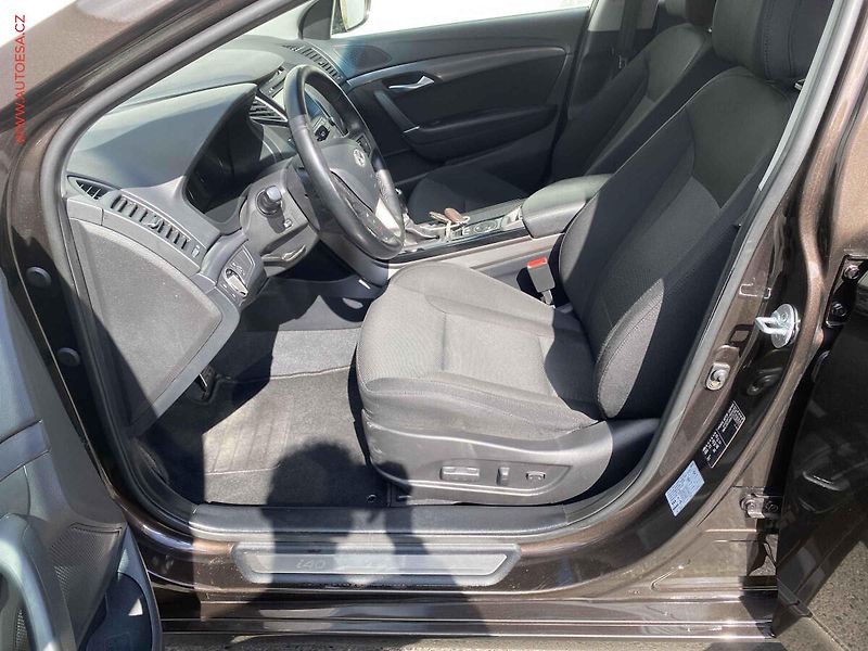 Hyundai i40 (2015) 1.7CRDi, 2.maj,ČR, Bixen - fotka 9 z 19