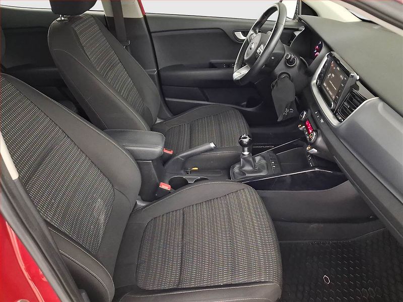 Kia Stonic (2019) 1.25 CVVT, Serv.kniha - fotka 9 z 18