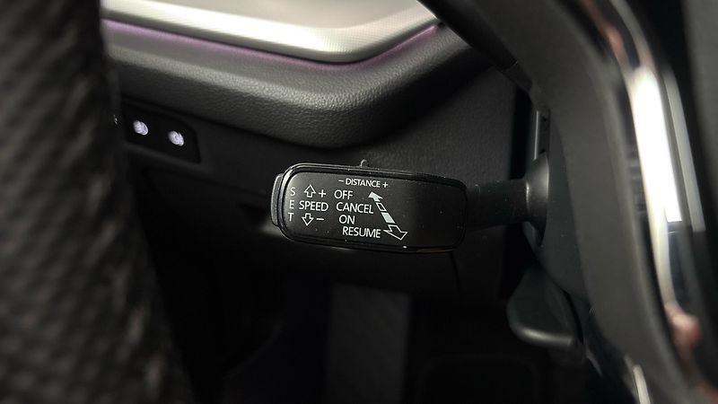 Škoda Octavia 2.0 TDI DSG Style Combi - fotka 14 z 25