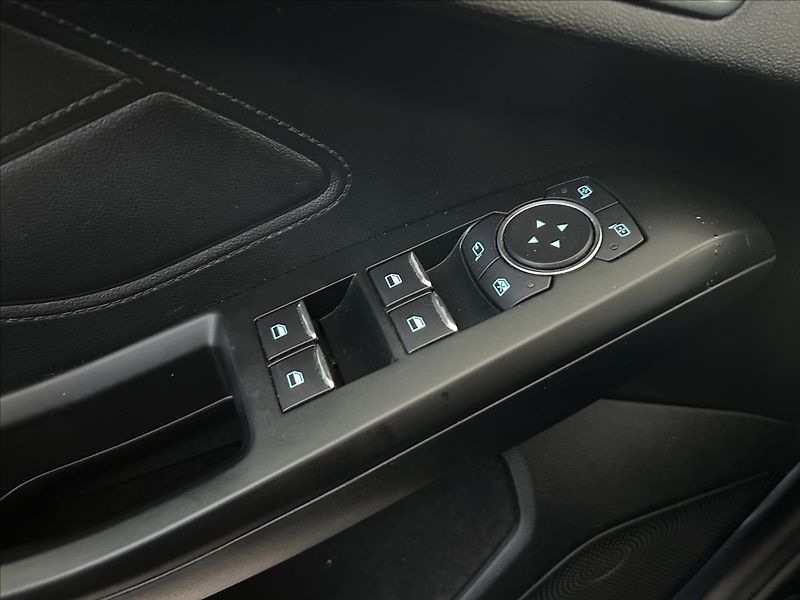 Ford Focus 1,0   ACTIVE,ECOBOOST,AUTOMAT - fotka 10 z 27
