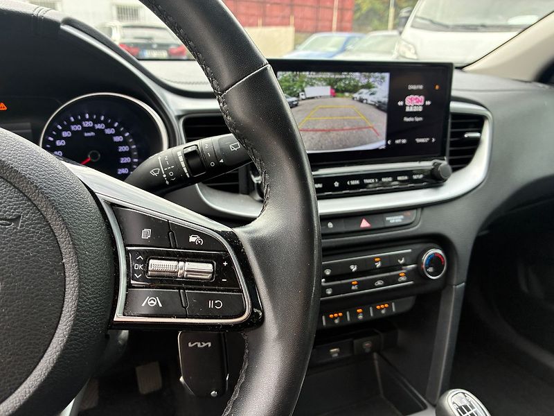 Kia Ceed 1.0 T-GDi Spin ČR DPH - fotka 17 z 22