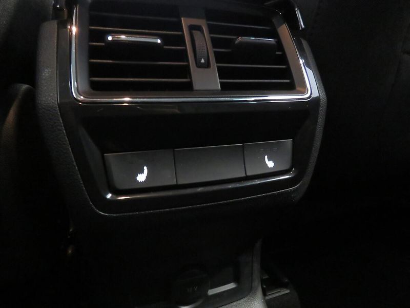 Škoda Karoq - fotka 23 z 25