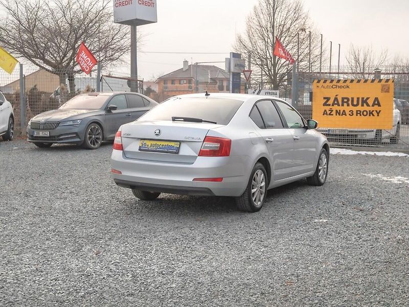 Škoda Octavia (2012) ČR 1.2TSI – NAVIGACE - fotka 5 z 44