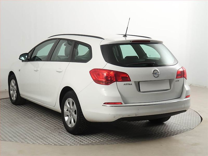 Opel Astra (2016) Enjoy 1.6 CDTI, po STK - fotka 4 z 15