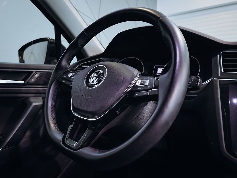 Volkswagen Tiguan 1.5 TSI 96kW - fotka 20 z 30