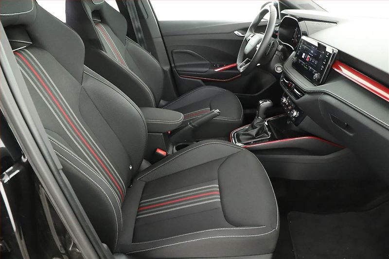 Škoda Fabia (2025) 1.5 TSI, MONTE CARLO, AUTOMAT - fotka 7 z 20