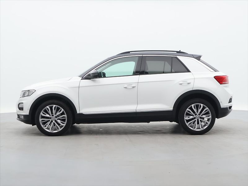 Volkswagen T-Roc 1,0 TSI Style Virtual 1.Maj. - fotka 4 z 30