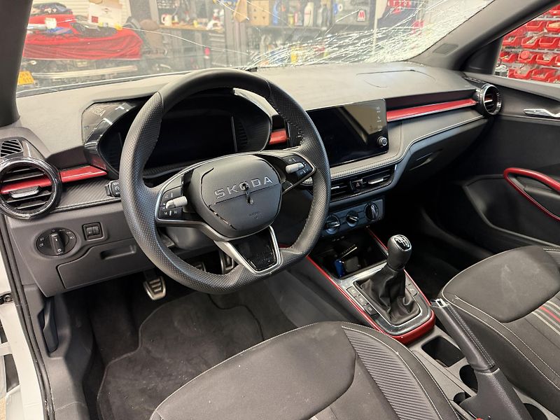 Škoda Fabia Monte Carlo 1.0 TSI 70 kW - fotka 13 z 23